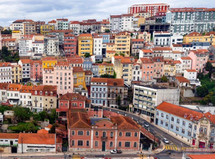 Procura por casas para arrendar sobe 20% em Portugal